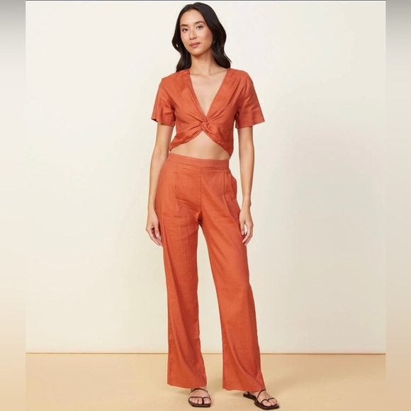 Monrow Linen Front Twist Top NEW Faded Rust Size Small - Picture 1 of 5